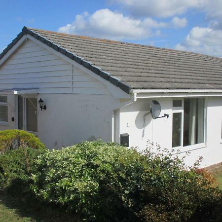 Вілла The Bungalow Lymington With New Forest 1 Mile Екстер'єр фото